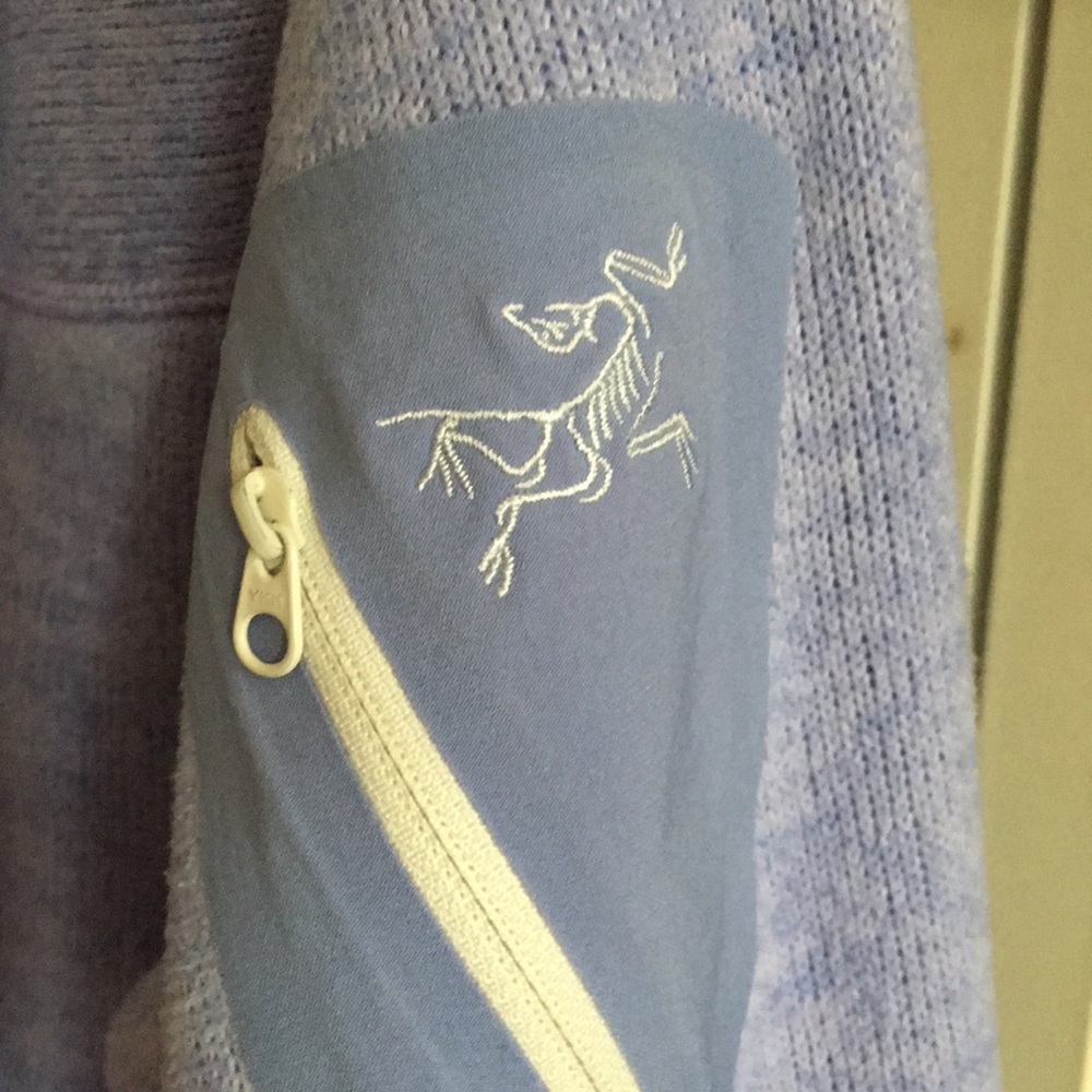 Arc’teryx covert cardigan LG. periwinkle color